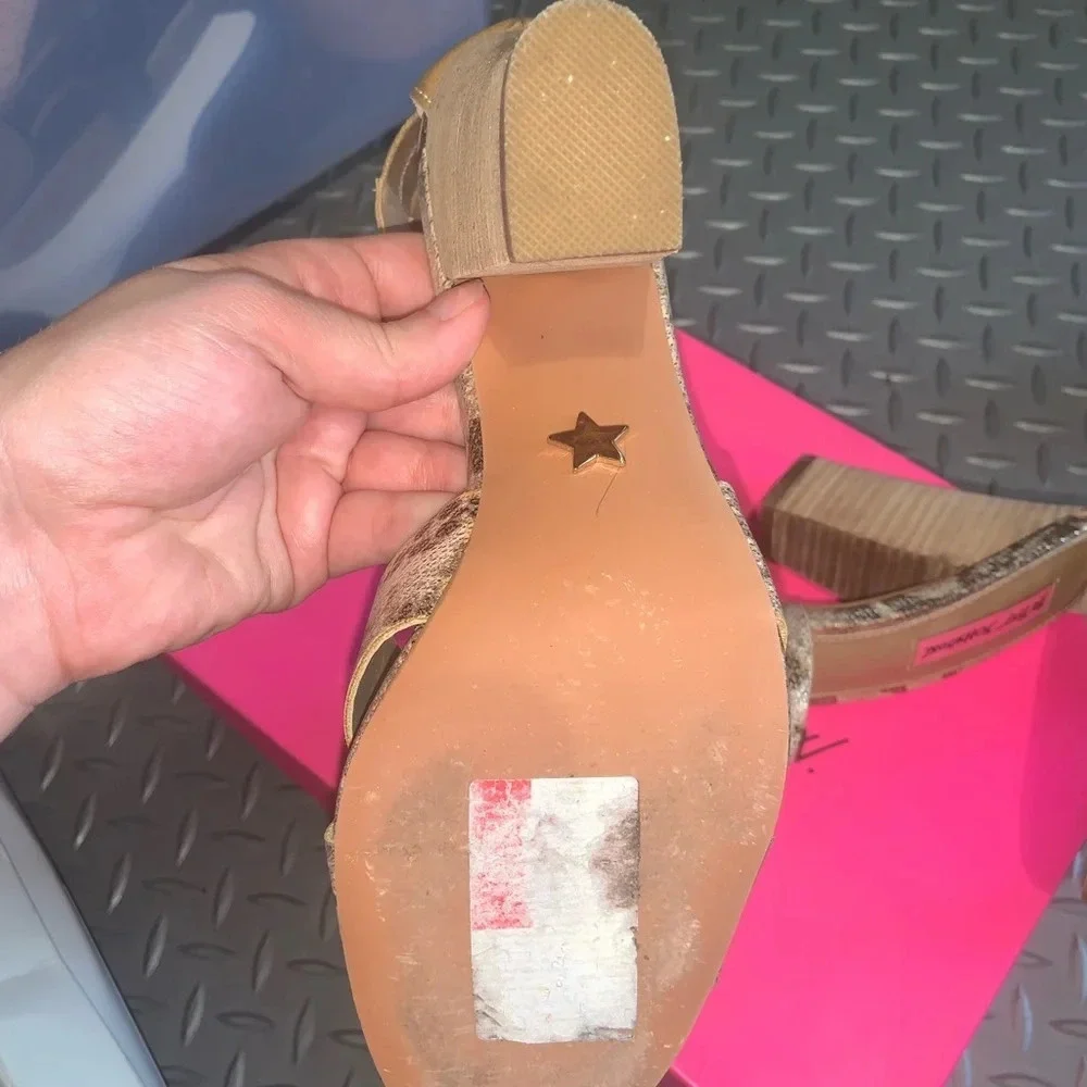 Betsey Johnson leather straps heels snakeskin & gold open toe boho spring tan